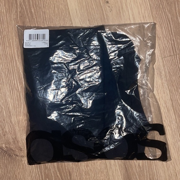 NWT Still in Plastic!! ASOS Design Oversized Longline T-Shirt in Black - Picture 9 of 10